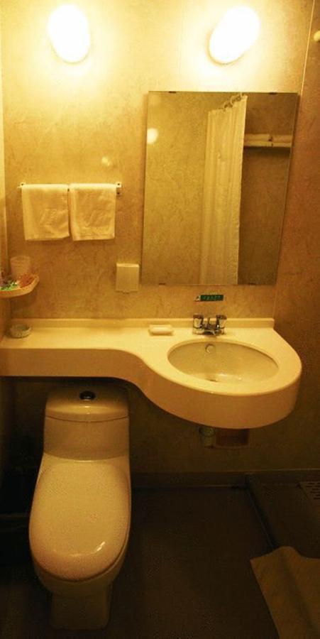 Jinjiang Inn - Wuhan Ziyang Road エクステリア 写真